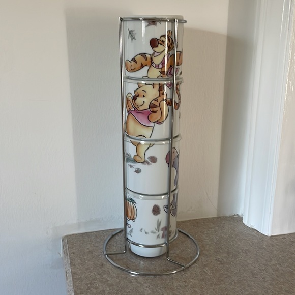 Disney SET of FOUR Winnie the Pooh and friends mugs new - Picture 1 of 8